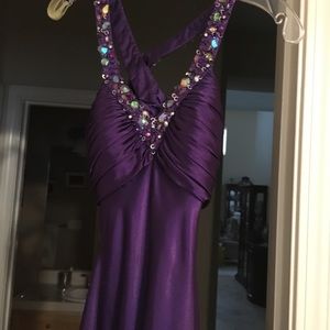 Lee Femme 00 deep purple beaded gown